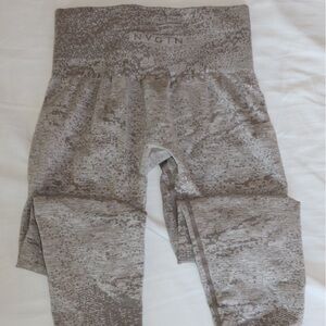 NVGTN pixel grey leggings 
Barely worn size small
